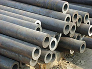 Why is A333Gr.6 seamless steel pipe used in the petrochemical industry